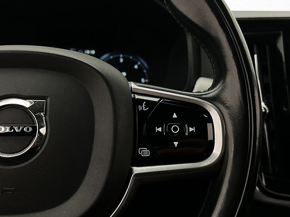 Volvo V90 Cross Country 18 of 30