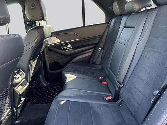 Mercedes-Benz GLE350 de 9 of 16