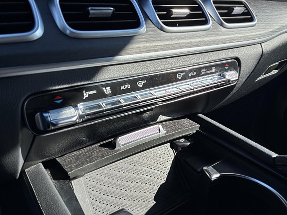 Mercedes-Benz GLE350 de 13 of 16