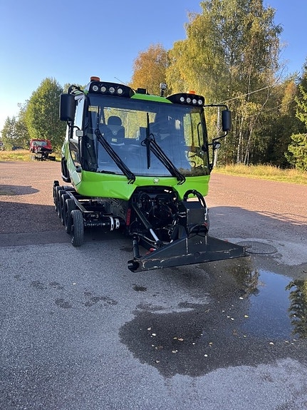 PistenBully 600 E+ (828) Pistmaskin / Pistmaskiner 3 of 16