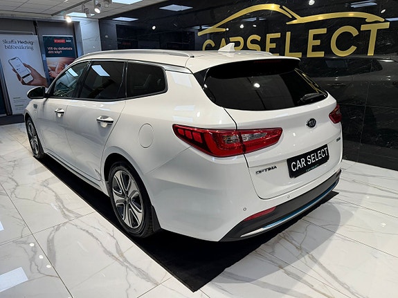 Kia Optima 3 of 30