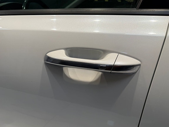 Kia Optima 25 of 30