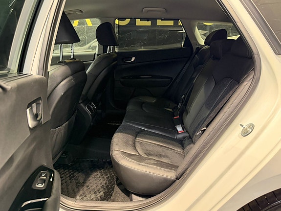 Kia Optima 19 of 30