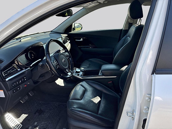 Kia Niro 8 of 14