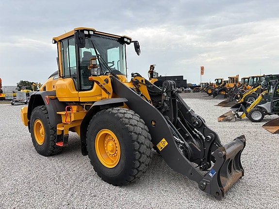 Volvo L 70 H 3 of 6
