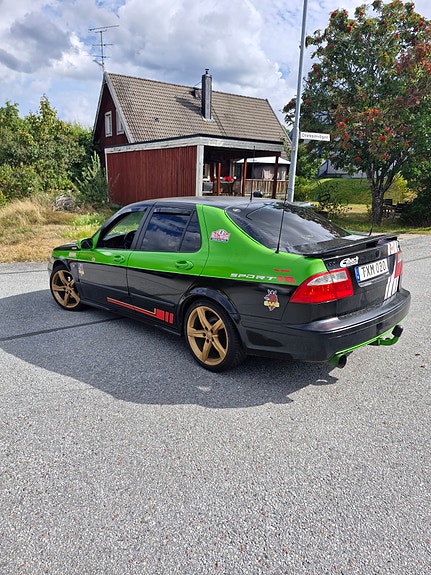 Saab 9-5 4 of 4