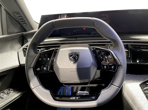 Peugeot 5008 7 of 15
