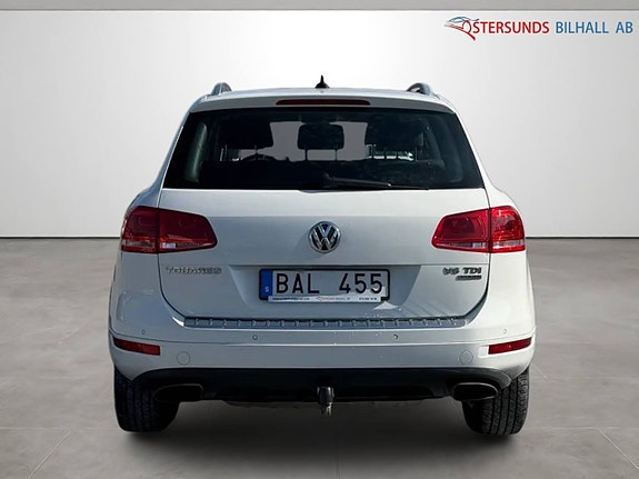 Volkswagen Touareg 5 of 11