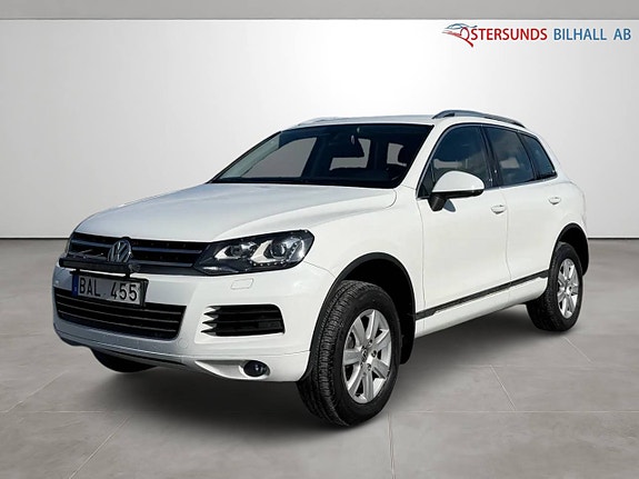 Volkswagen Touareg 3 of 11