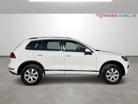 Volkswagen Touareg 6 of 11