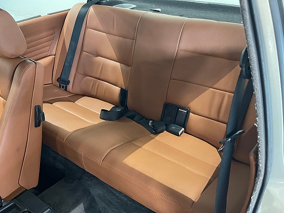 BMW 325i 17 of 20