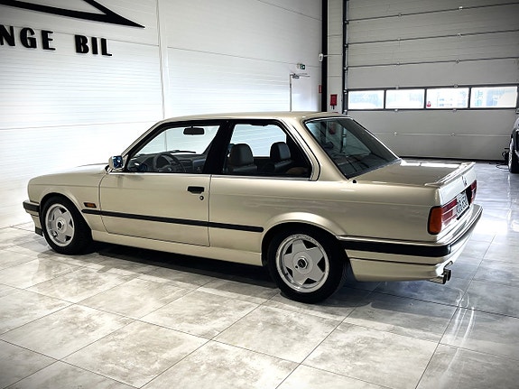BMW 325i 6 of 20