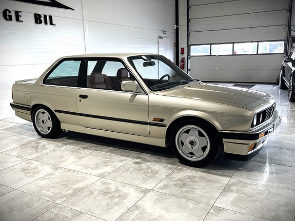 BMW 325i 2 of 20