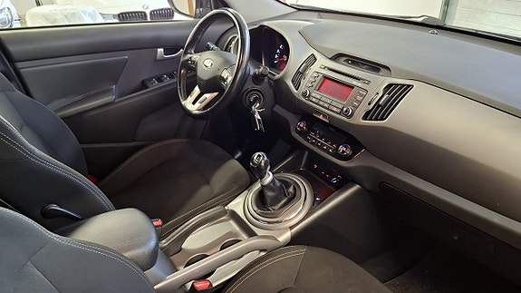 Kia Sportage 13 of 29