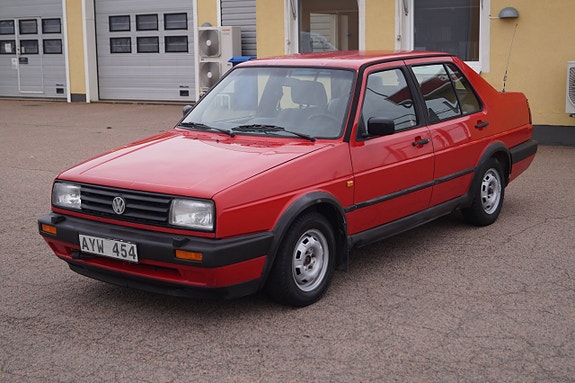 Volkswagen Jetta 2 of 19