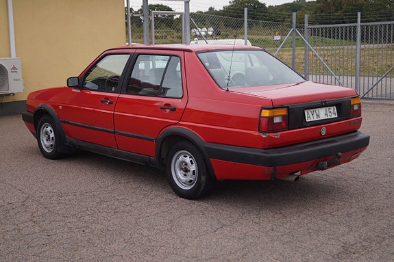 Volkswagen Jetta 5 of 19