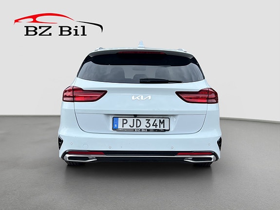 Kia Ceed 4 of 26