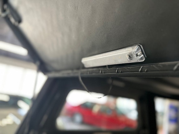 Volkswagen Amarok 10 of 19