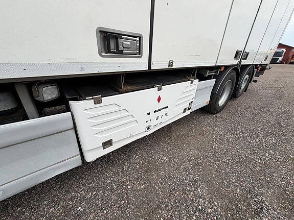 Volvo FH 460 Serie 9905 10 of 19