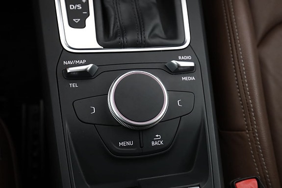 Audi Q2 26 of 30