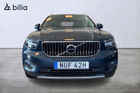 Volvo XC40 6 of 23