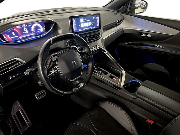 Peugeot 5008 5 of 15
