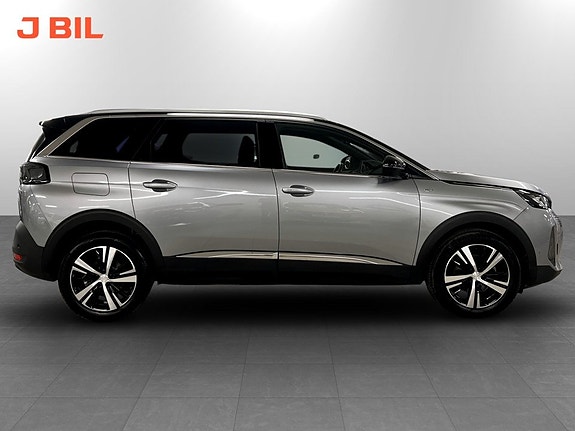 Peugeot 5008 13 of 15