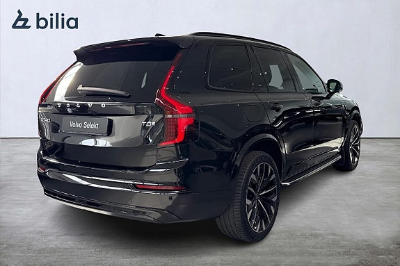 Volvo XC90 19 of 30