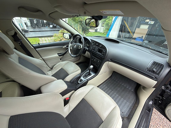 Saab 9-3 3 of 4