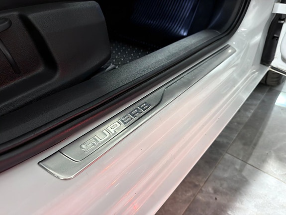 Skoda Superb 29 of 30