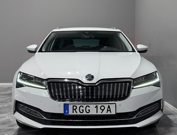 Skoda Superb 3 of 30