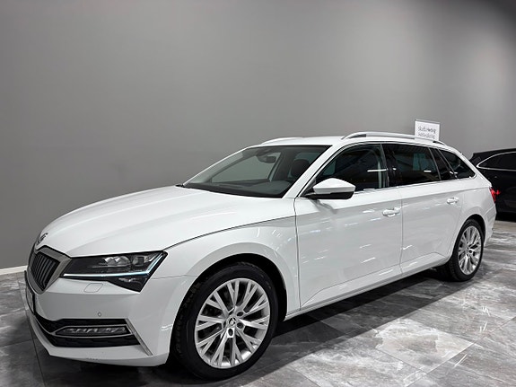 Skoda Superb 4 of 30
