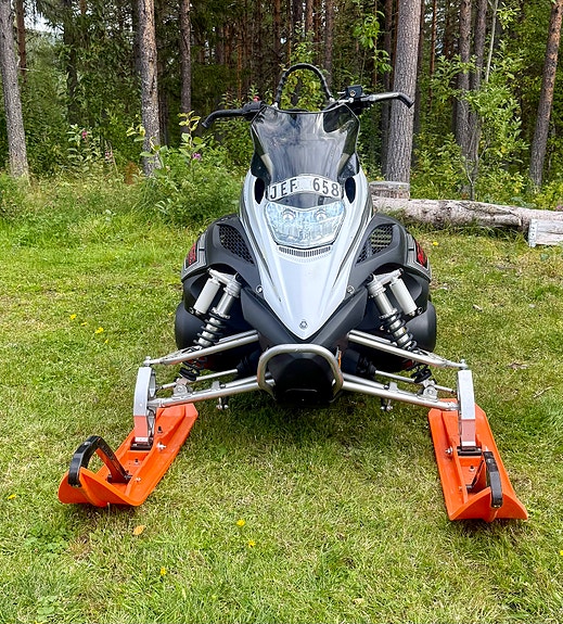 Yamaha FX Nytro XTX 2 of 11