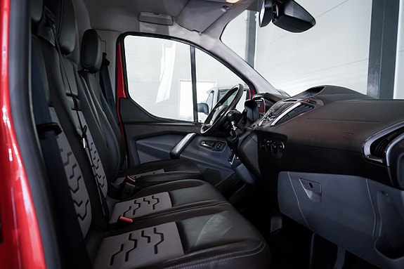 Ford Transit Custom 22 of 30