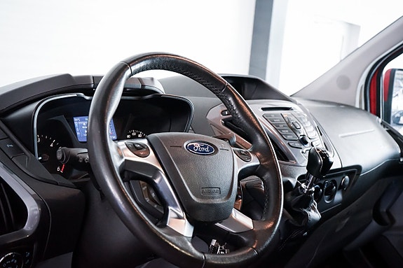 Ford Transit Custom 19 of 30