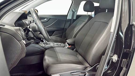 Audi Q2 10 of 12