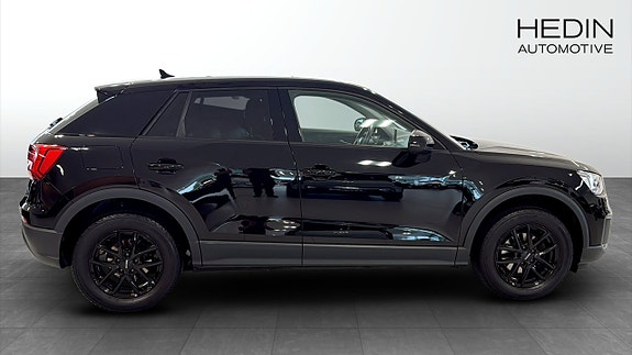 Audi Q2 6 of 12