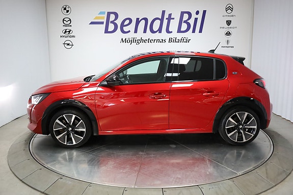 Peugeot e-208 6 of 24