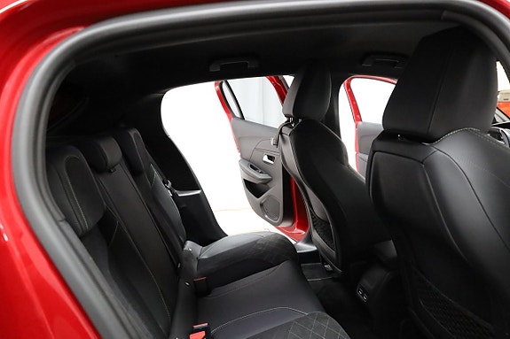 Peugeot e-208 15 of 24