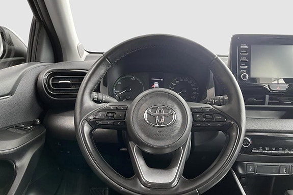 Toyota Yaris 11 of 12