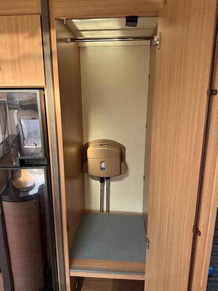 Knaus Sky Ti 700 * Alde & Långbäddar & Automat * 6 of 14