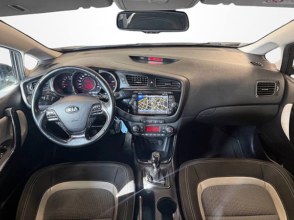 Kia Ceed 9 of 12