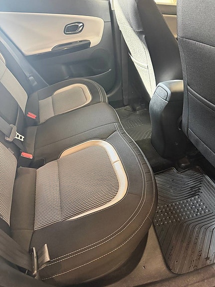 Kia Ceed 12 of 12
