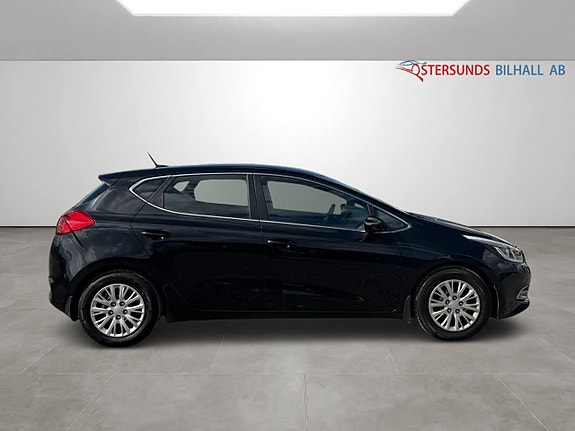 Kia Ceed 6 of 12
