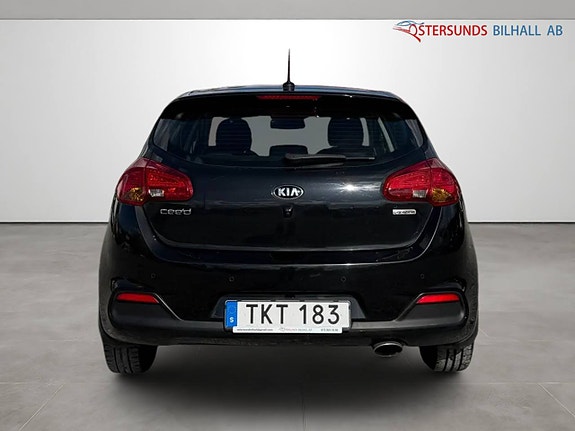 Kia Ceed 5 of 12