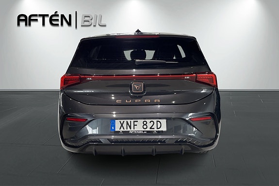 Cupra Born 9 of 23