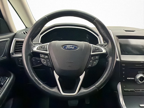 Ford S-MAX 16 of 30