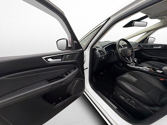 Ford S-MAX 11 of 30