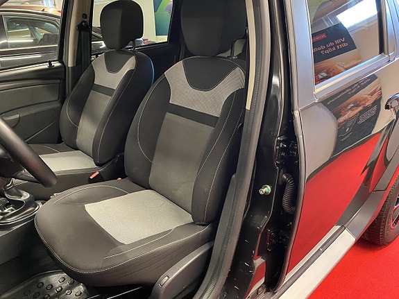 Dacia Duster 11 of 21