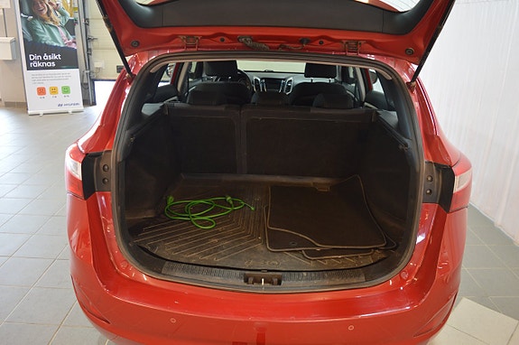 Hyundai i30 17 of 18